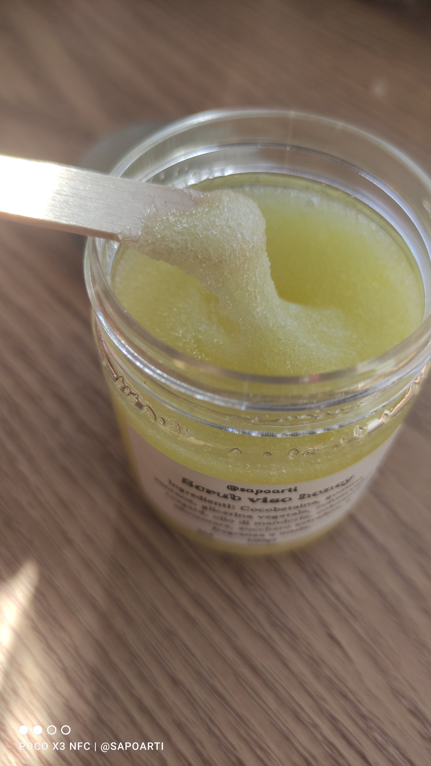 Scrub viso spirulina in gel